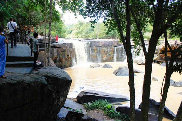 Tatton Nationaal Park 17 augustus 2015: "Tatton waterval" Chaiyaphum Thailand — Stockfoto