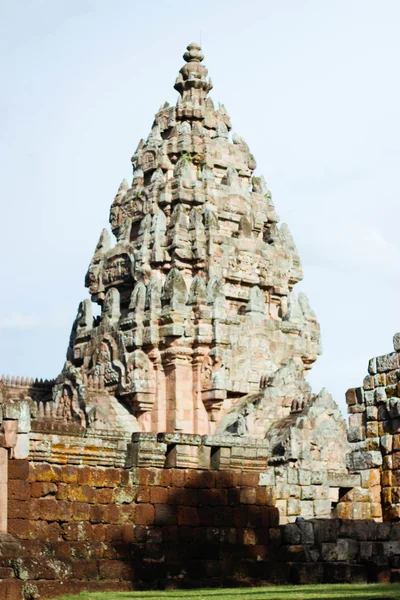 Prasat phanom klingelte am 18. August 2015: "steinerne Burgkunst" begräbnis thailand — Stockfoto