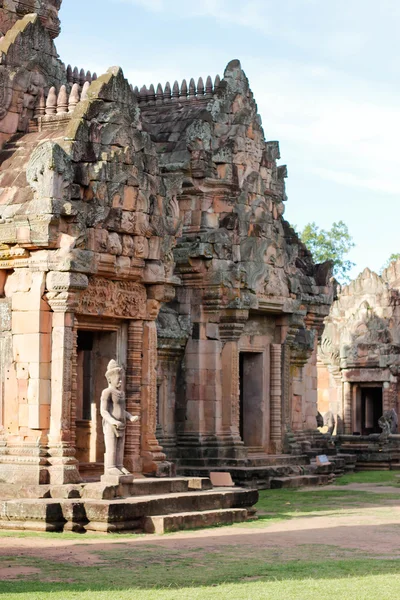 Prasat phanom klingelte am 18. August 2015: "steinerne Burgkunst" begräbnis thailand — Stockfoto