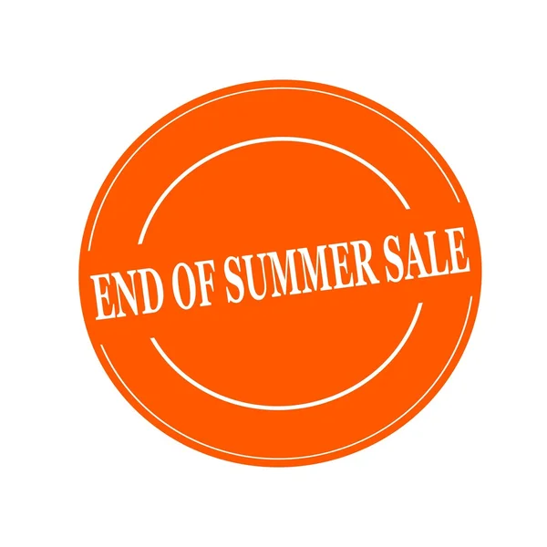 Final de la venta de verano texto de sello blanco en círculo sobre fondo orage —  Fotos de Stock