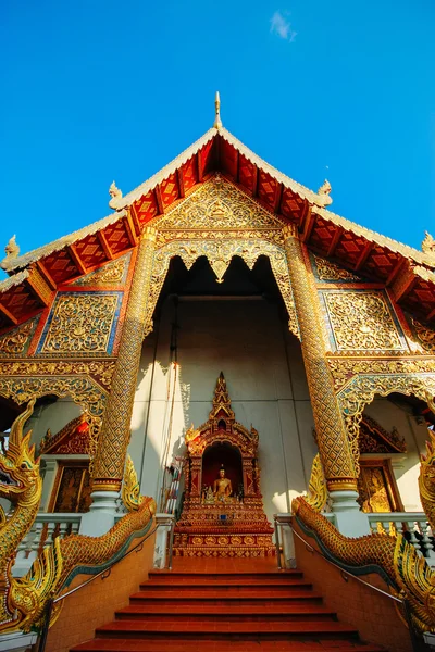 Wat-beszédmód 18 2015. December: "Thaiföld templom art" Chiang Mai Thaiföld — Stock Fotó