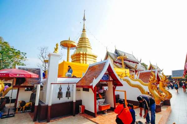 Wad-prathat-doi-kum 19 December 2015: "Thailand tempel konst" Chiang Mai Thailand — Stockfoto