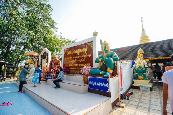 Wad-prathat-doi-kum 19 December 2015: "Thailand tempel konst" Chiang Mai Thailand — Stockfoto