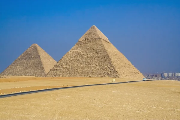 Pirâmides egípcias misteriosas . — Fotografia de Stock