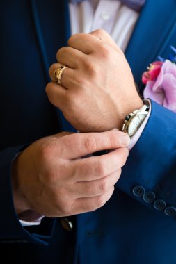 Mens eller saati ile.