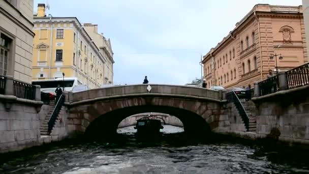 상트페테르부르크, 러시아: 역사의 다리 와도로. — 비디오