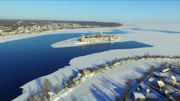 Kışın Adada Eski Bir Kale Neva Nehri Ile Ladoga Gölü — Stok video