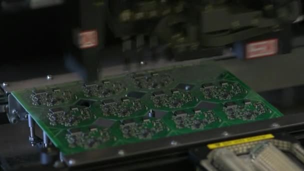 Fabrication Circuits Imprimés Sur Une Machine Robotisée Technologies Pointe Modernes — Video