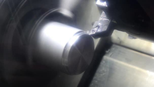 Obróbka Metali Chłodzenie Wodą Tokarce Cnc Maszyna Formowania Żelaza Napędem — Wideo stockowe