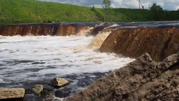 Водоспад природний потужний . — стокове відео