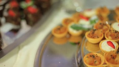 Çikolata batırılmış çilek sandviç