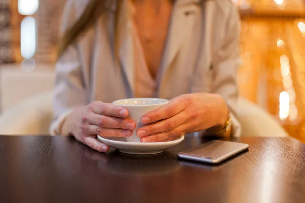 Kadın içki kahve Cafe