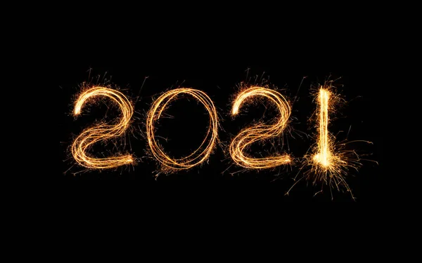 New Year 2021 Light Sparklers Draw Figures 2021 Bengal Lights — Stock Photo, Image