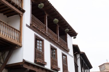 İsrail 'in kuzeyindeki Akdeniz' in eski bir kasabası.