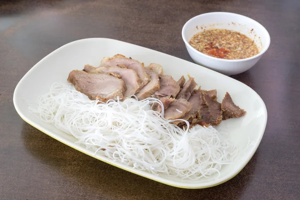 Pork grilled with rice noodle,Vietnamese typical cuisine — Stock Photo, Image