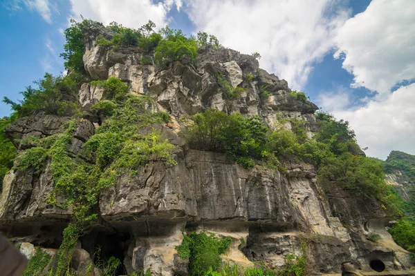 Tam Coc, Ninh Binh, Vietnam - September 14, 2014. — Stock Photo, Image