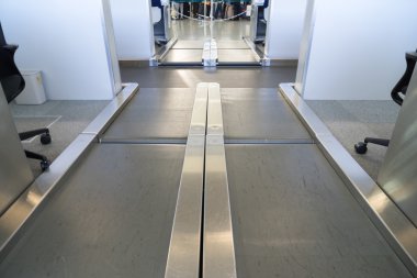 Çanta iletim sonra check-in sırasında Havaalanı
