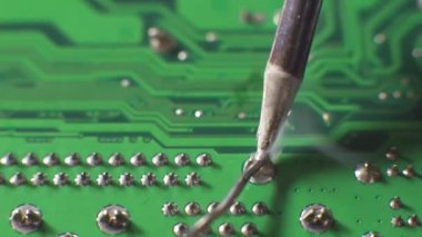 Lehim kaynak tamiri, birlikte anakart arka eritmek için bir ipucu Isıtma tarafından sigorta