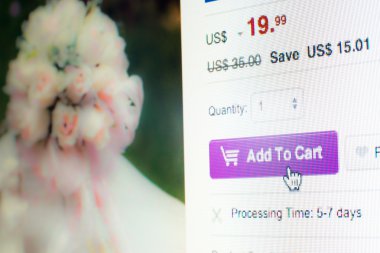 Web sitesinde sepeti düğmesini tıklayarak fare eklemek