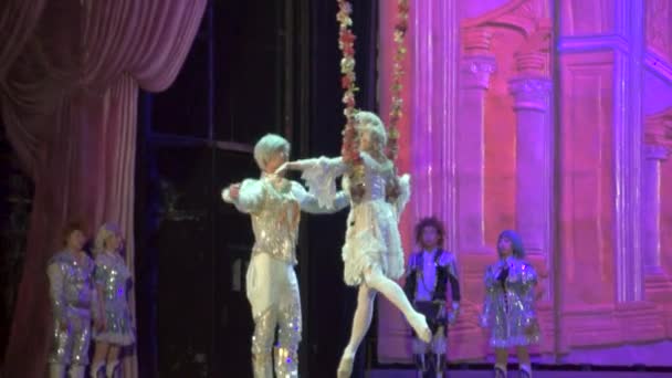 Çeşitli çekim Epic romantik akşam dans show — Stok video