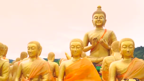 Buda Phuttha Utthayan Makha Bucha Anusorn, Nakhon nayok, Tailândia — Vídeo de Stock