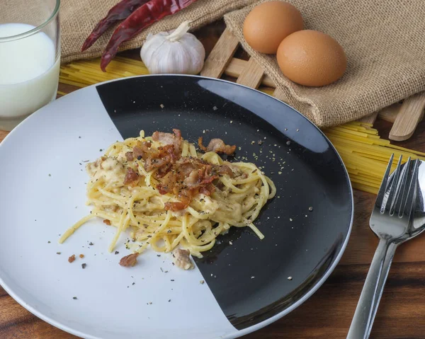 Espaguete Carbonara Carbonara Pasta Queijo Parmesão Duro Imagem De Stock