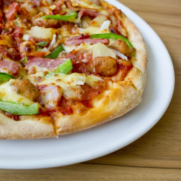 Hawaiian style pizza. — Stock Photo, Image