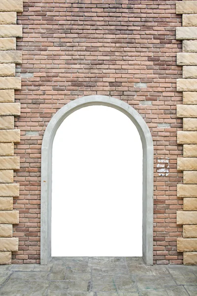 Vieux mur de briques avec porte ouverte — Photo