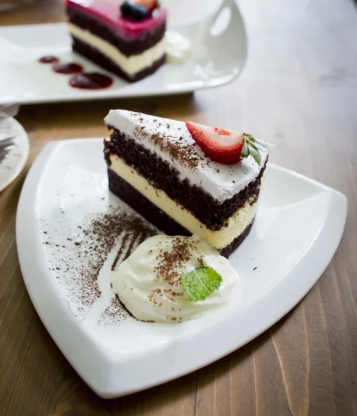 Čokoládový dort a dort s čokoládou — Stock fotografie