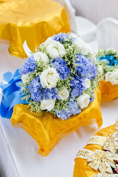 Edding bouquet, flowers, roses, beautiful bouquet — Stock Photo, Image