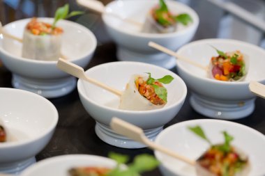 büfe yemek tepsilerine - Restoran seri