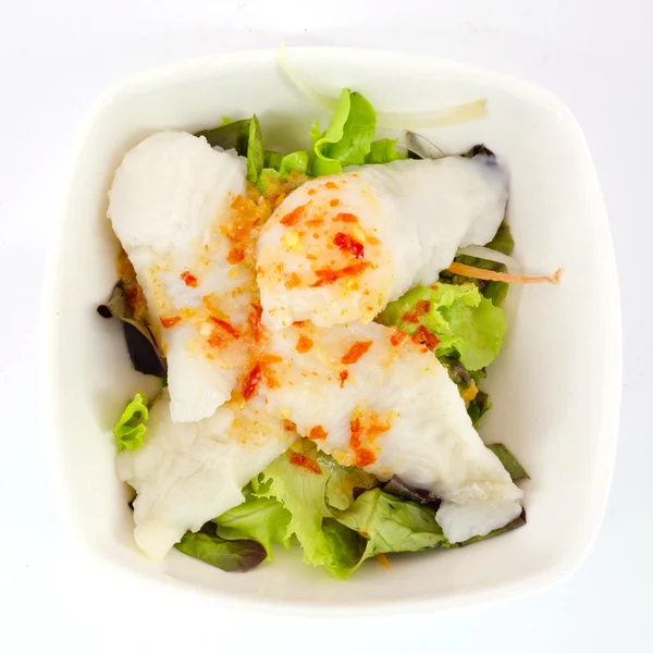 Salada japonesa - alface e carne com molho de salada japonês — Fotografia de Stock