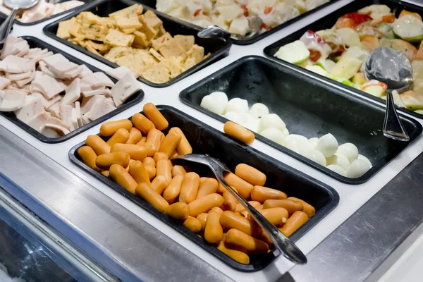 Variety of ingredients in salad bar in supermarket — Stock Photo, Image