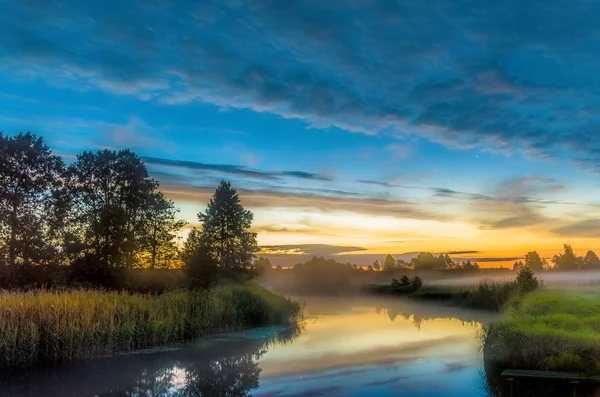 River falls asleep — Stock Photo, Image