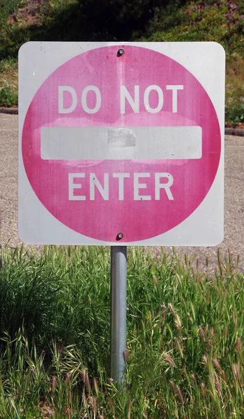 Enter Faded Traffic Sign — Stock Photo, Image