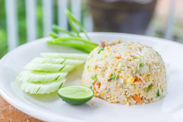 Stekt ris thai stil — Stockfoto