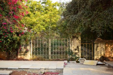 Eski Antik Klasik Demir Kapı Arkaplan Stok Fotoğrafı