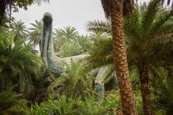 Wildtier Dinosaurier Statuen Zoo Park Archivbild — Stockfoto