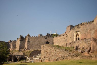 Golconda Kalesi Mimari Harap Duvar Tasarımları 