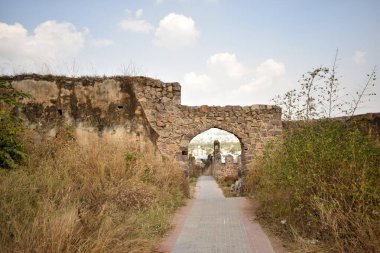 Kirli Yol Arkaplanı, Düşen Yol Yaprakları Kirli Yol Fotoğrafları