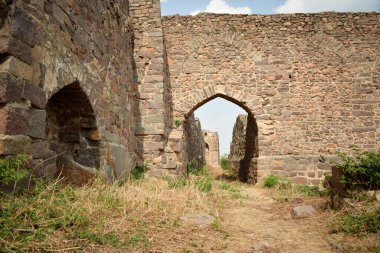 Kirli Yol Arkaplanı, Düşen Yol Yaprakları Kirli Yol Fotoğrafları