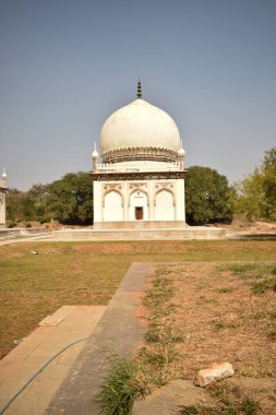 Hyderabad 'ın 7 mezarı, Hindistan Sultan Quli Kutub Mulk' un mezarı 1543 yılında inşa edildi..