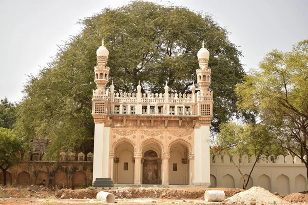 Minaret Great Mosque Tombs Seven Qutub Shahi Rulers Ibrahim Bagh — Stock Photo, Image