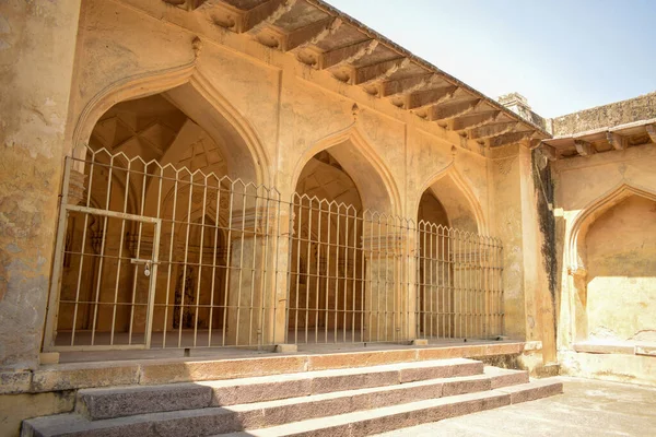 Minaret Bij Oude Moskee Masjid Bij Het Golkonda Fort Hyderabad — Stockfoto