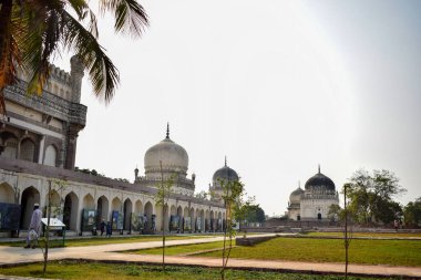 Sultan Quli Kutub Mulk 'un mezarı 1543 yılında inşa edildi. Yedi Mezar Stok Fotoğrafçılık Resmi