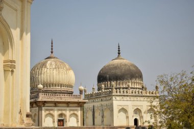 Antik Antik Antik 400 Yaş Sultanı Hyderabad 'ın Yedi Kutub Shahi Hükümdarları Yedi Mezar Fotoğrafı