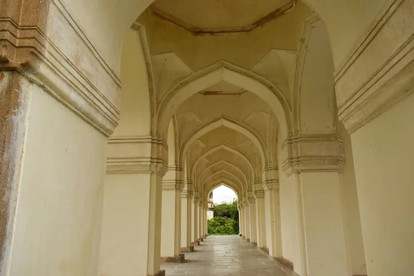 Islamic Architectural Art Walking Corridors — Stock Photo, Image