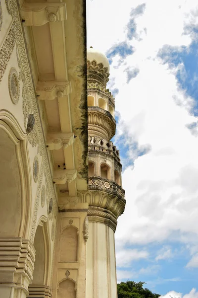 Arte Arquitetônica Islâmica Velha Minarete Mesquita Arruinada Velha Masjid — Fotografia de Stock