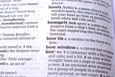 İngilizce Tanımlama Sözlüğü Sayfası - Papyonun Yazılı Sözcüğünün Kapanışı