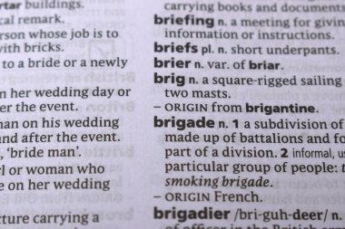 İngilizce Sözlük Sayfasını Sözcükle Kapat - Tugay